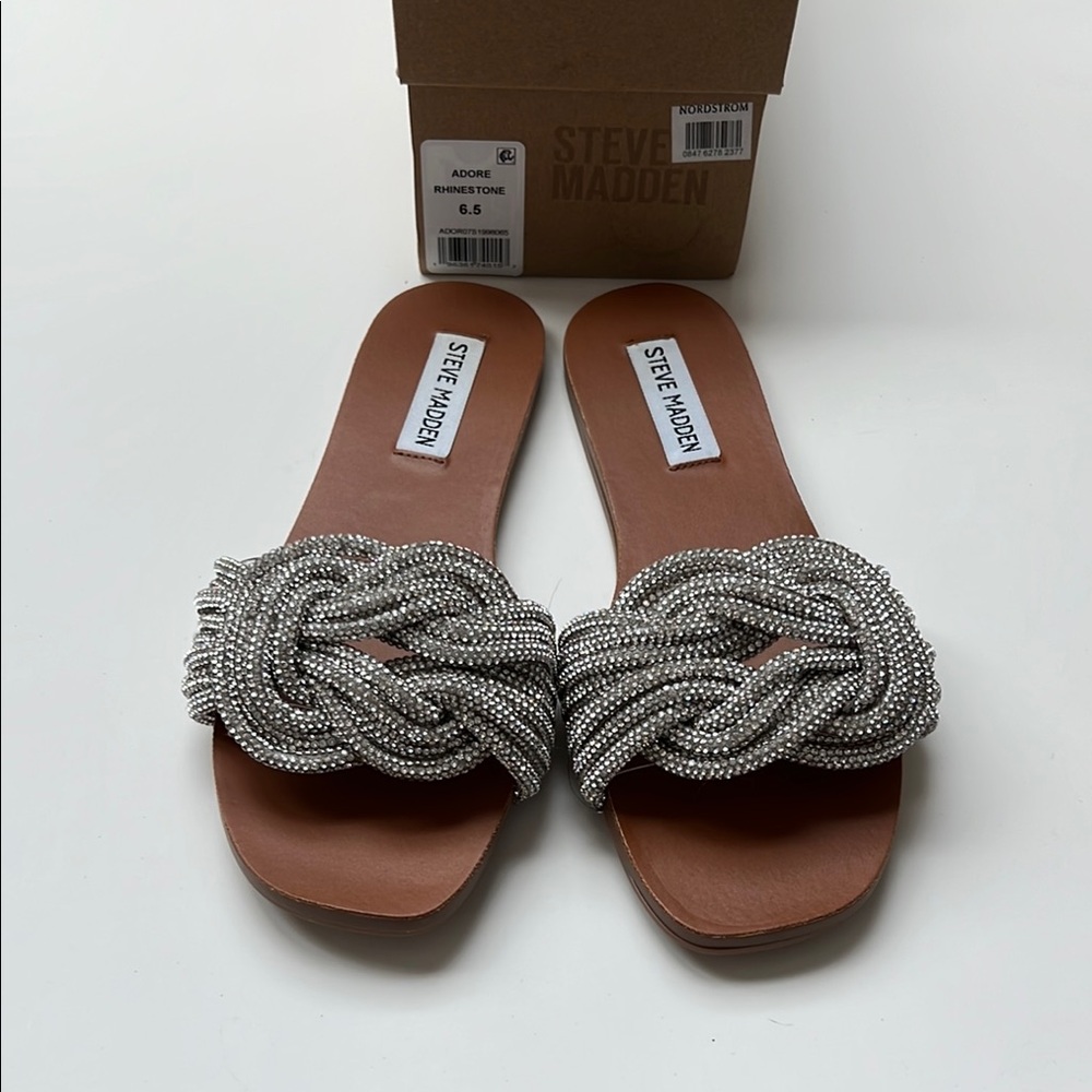 NWT Steve Madden Rhinestone Sandal - Size 6.5